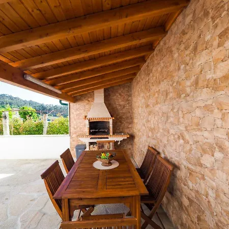 Casas D'elvira *